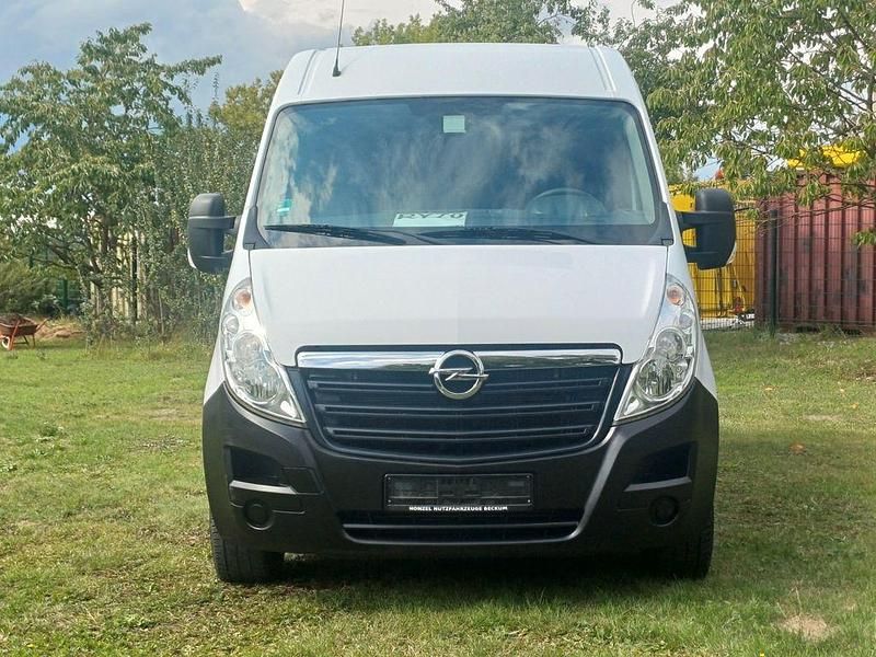 Gebraucht Opel Movano 110 PS (80 kW) 2019 Weiß Van
