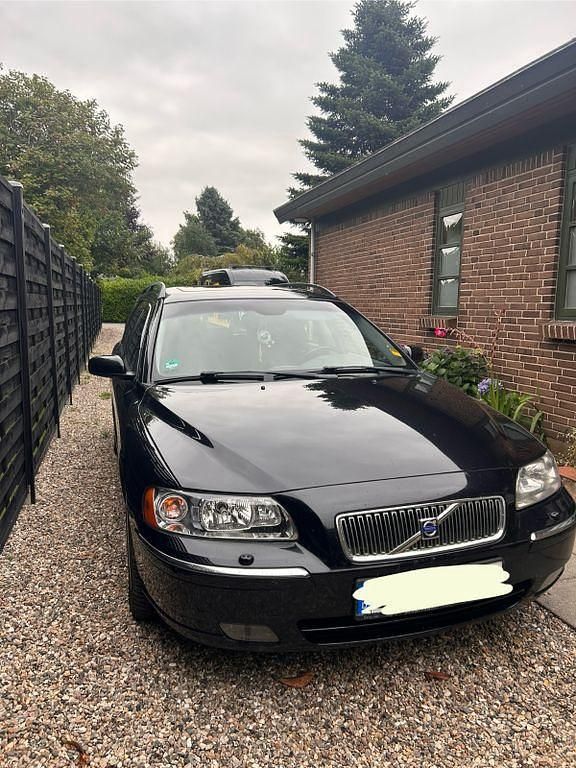 Schwarz Gebraucht 2006 Volvo V70 Kombi | 2.799 € (Guter Preis) - Bild 1/4