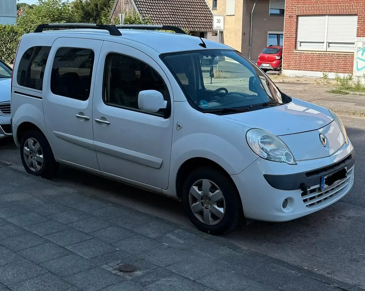 Gebraucht Renault Kangoo 90 PS (66 kW) 2012 Weiß Van / Kleinbus