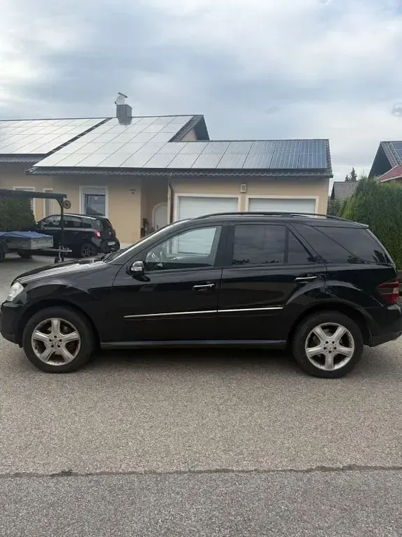 Gebraucht Mercedes 320 224 PS (164 kW) 2006 Schwarz SUV