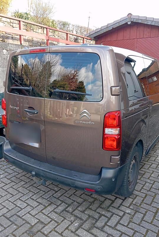 Gebraucht Citroën Spacetourer 120 PS (88 kW) 2020 Braun Van / Kleinbus