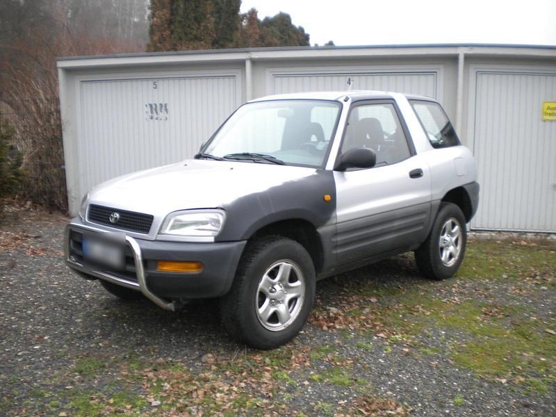 Gebraucht Toyota RAV4 128 PS (94 kW) 1997 Grau SUV