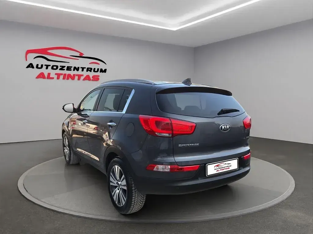 Gebraucht Kia Sportage Spirit 184 PS (135 kW) 2015 Dark gun metal SUV