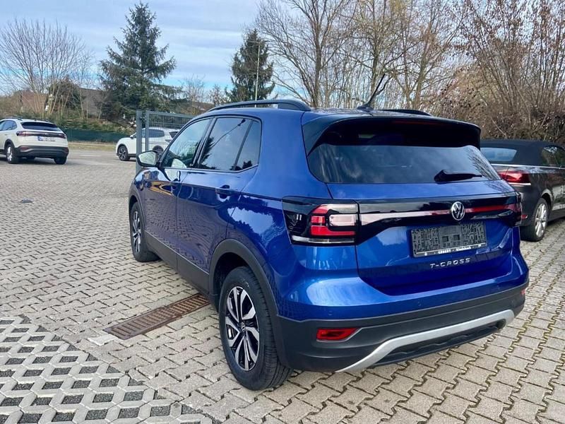 Gebraucht VW T-Cross Active 110 PS (80 kW) 2021 Blau SUV