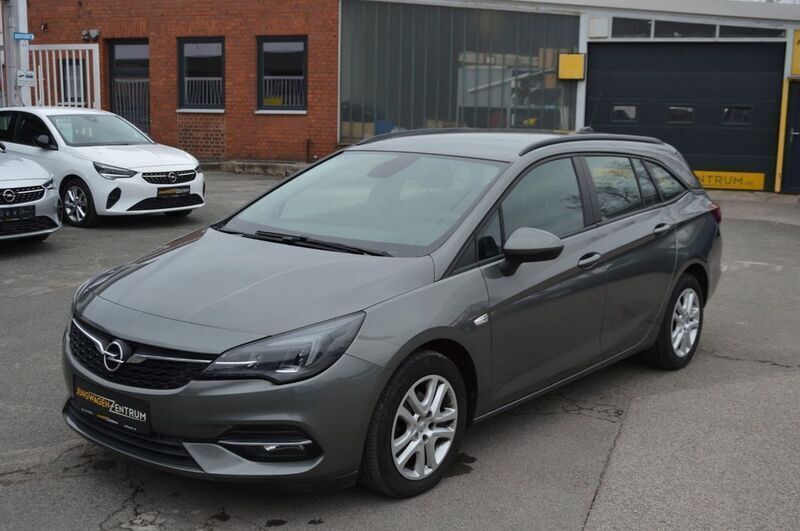 Grau Gebraucht 2020 Opel Astra Kombi | 11.900 € (Guter Preis) - Bild 1/4