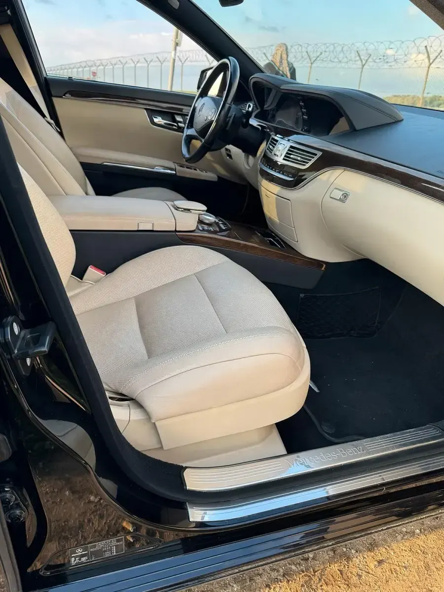 Gebraucht Mercedes S250 204 PS (150 kW) 2012 Schwarz Limousine
