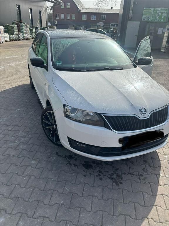 Gebraucht Skoda Rapid Ambition 105 PS (77 kW) 2014 Weiß Kleinwagen