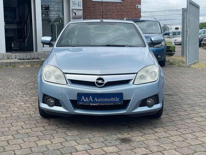 Blau Gebraucht 2007 Opel Tigra Edition Cabrio | 2.750 € (Etwas zu teuer) - Bild 1/4