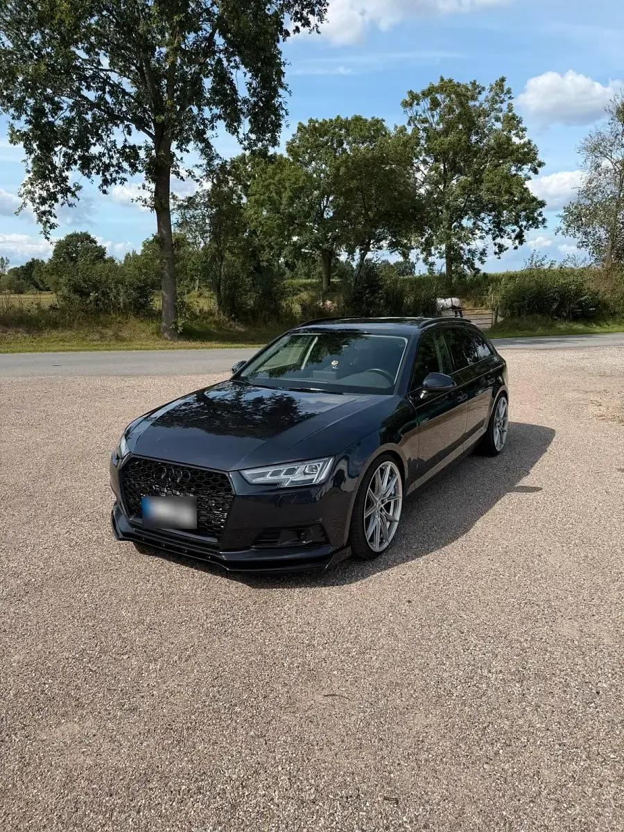 Gebraucht Audi A4 Sport 150 PS (110 kW) 2018 Blau Kombi