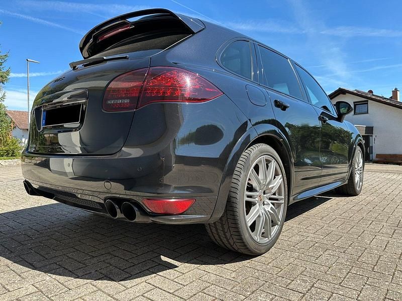Gebraucht Porsche Cayenne GTS 420 PS (308 kW) 2012 Schwarz SUV