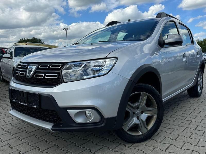 Gebraucht 2017 Dacia Sandero Prestige Kleinwagen | 4.399 € (Guter Preis) - Bild 1/4