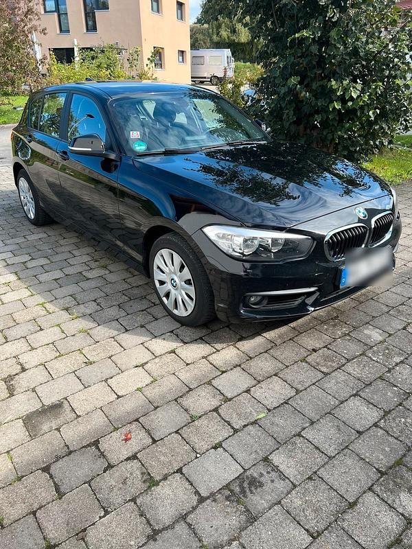 Schwarz Gebraucht 2016 BMW 116 Advantage Kleinwagen | 5.200 € (Superpreis) - Bild 1/4