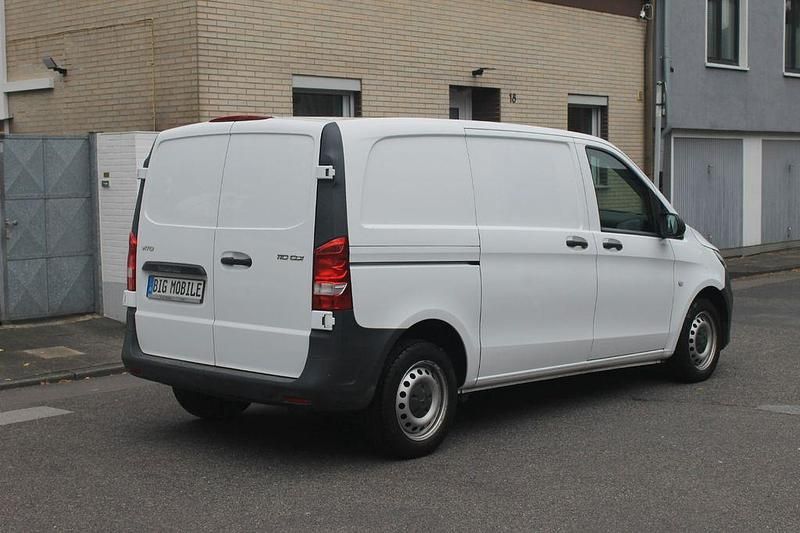 Gebraucht Mercedes Vito 102 PS (75 kW) 2019 Weiß Van