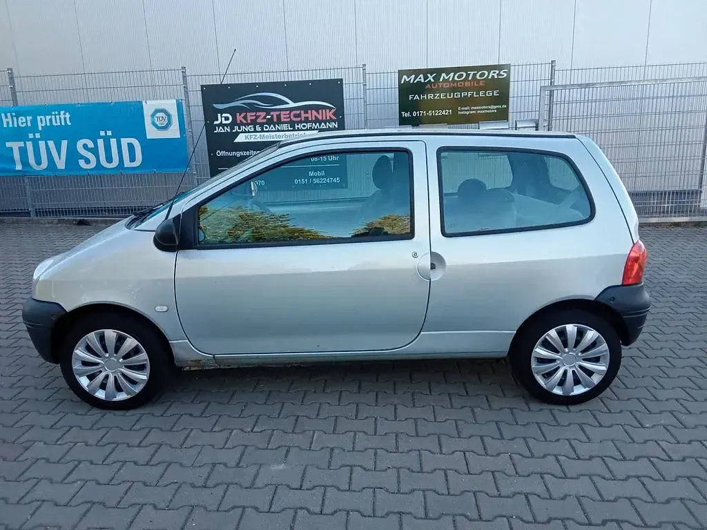 Gebraucht Renault Twingo Authentique 58 PS (42 kW) 2004 Grau Kleinwagen