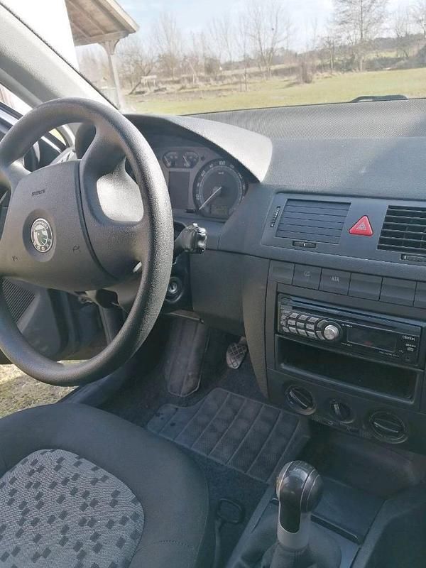 Gebraucht Skoda Fabia 80 PS (58 kW) 2010 Grau Kombi