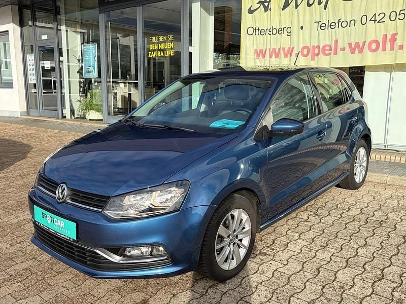 Blau Gebraucht 2017 VW Polo Comfortline Kleinwagen | 10.490 € (Superpreis) - Bild 1/4