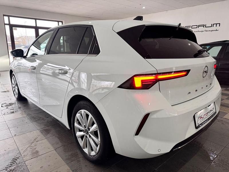 Gebraucht Opel Astra Elegance 131 PS (96 kW) 2023 Weiß Limousine