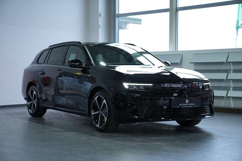 Neu Opel Astra Edition 131 PS (96 kW) 2025 Schwarz Kombi