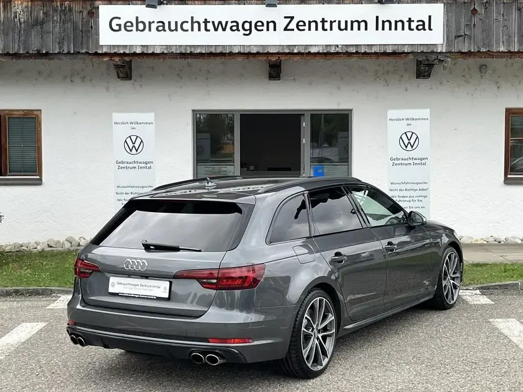 Gebraucht Audi S4 Sport 354 PS (260 kW) 2018 Grau Kombi