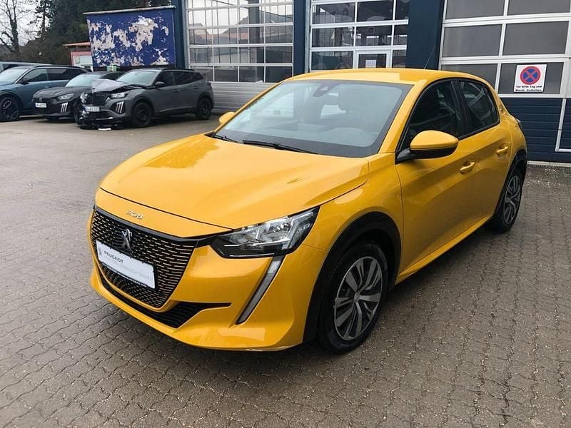 Gebraucht Peugeot e-208 Active 100 kW (136 PS) 2021 Gelb Kleinwagen