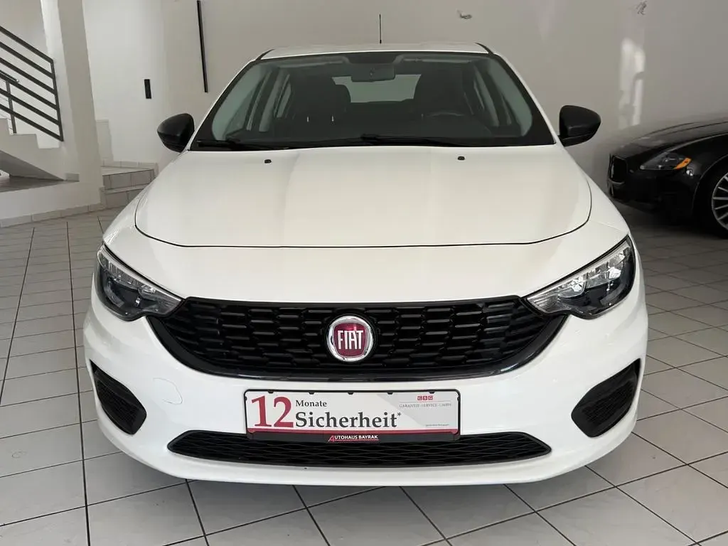 Gebraucht Fiat Tipo Pop 95 PS (69 kW) 2019 Weiß Limousine
