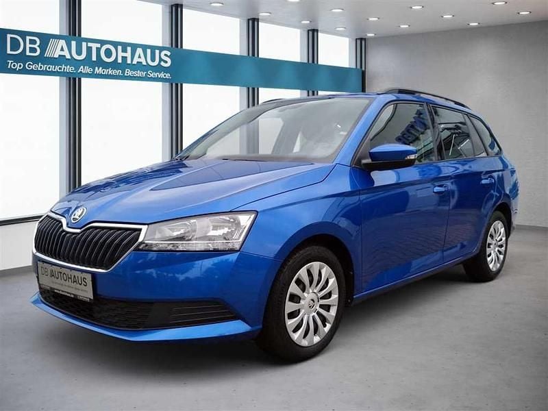 Blau Gebraucht 2022 Skoda Fabia Ambition Kombi | 12.260 € (Guter Preis) - Bild 1/4