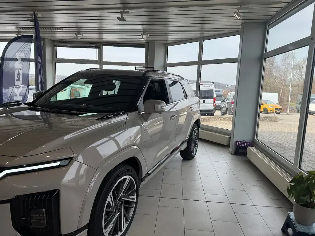 Neu KGM Actyon 163 PS (119 kW) 2026 Grau SUV