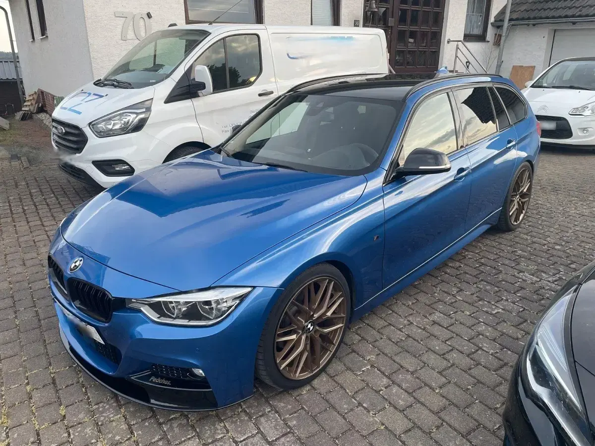 Gebraucht BMW 320 M Sport 190 PS (139 kW) 2017 Blau Kombi