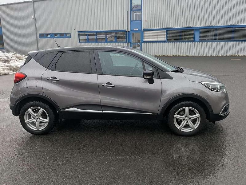 Gebraucht Renault Captur 110 PS (80 kW) 2017 Grau SUV