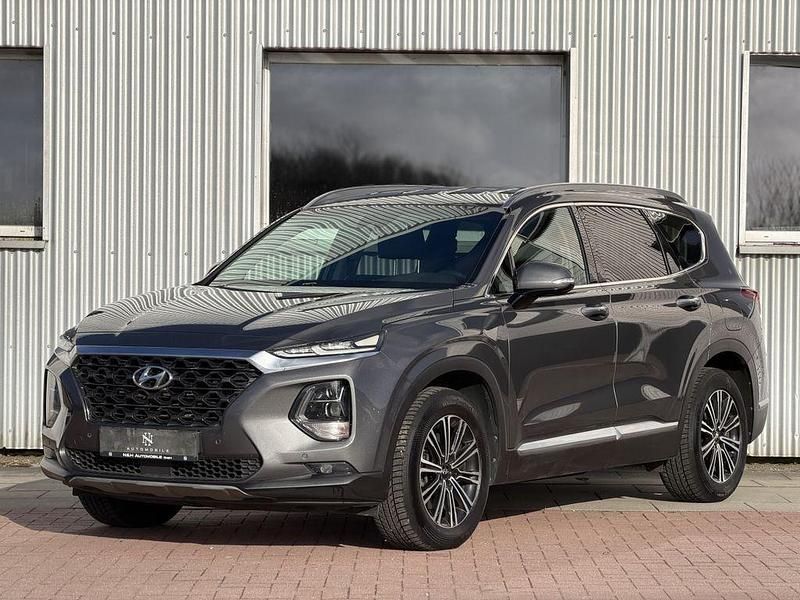 Gebraucht Hyundai Santa Fe Trend 200 PS (147 kW) 2020 Grau SUV