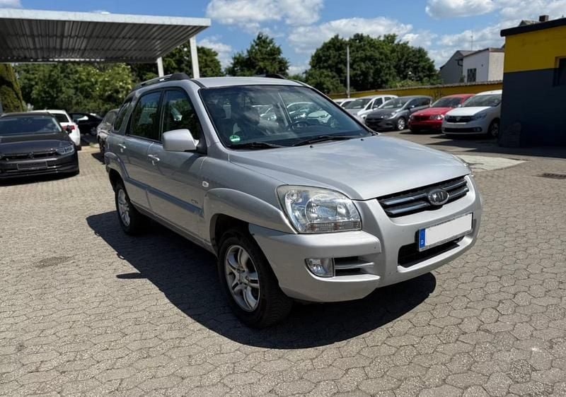 Silber Gebraucht 2008 Kia Sportage SUV | 9.700 € - Bild 1/4