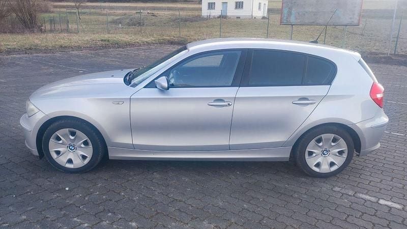Gebraucht BMW 116 122 PS (89 kW) 2008 Silber Kleinwagen