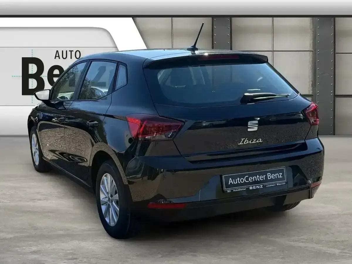 Neu Seat Ibiza Reference 80 PS (58 kW) 2025 Blau Kleinwagen