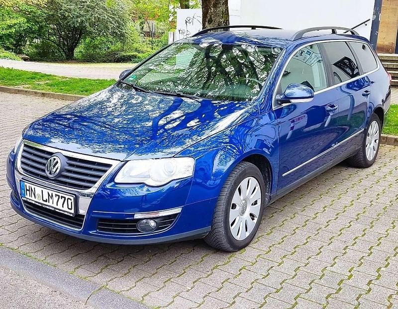 Blau Gebraucht 2006 VW Passat Trendline Kombi | 1.999 € (Superpreis) - Bild 1/4