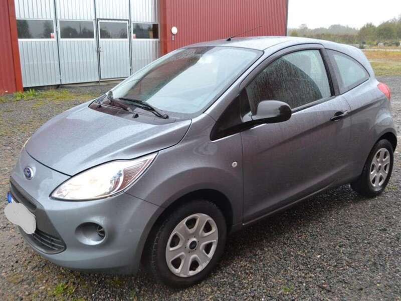 Grau Gebraucht 2011 Ford Ka Titanium Kleinwagen | 4.400 € (Fairer Preis) - Bild 1/4