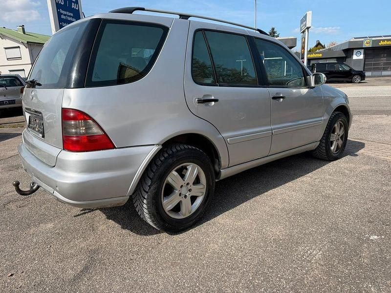 Gebraucht Mercedes ML270 Edition 163 PS (119 kW) 2004 Other SUV