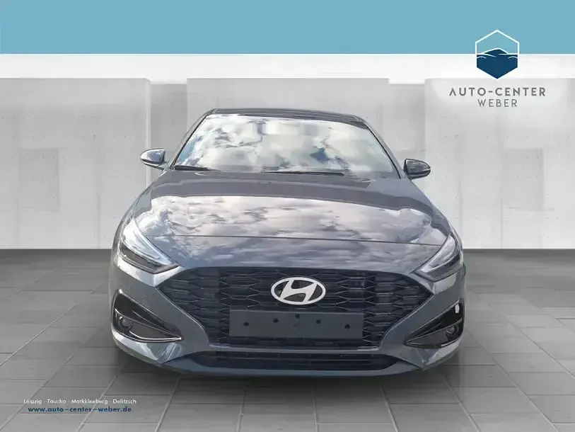 Gebraucht Hyundai i30 Advantage 140 PS (102 kW) 2026 Ecotronic grey Limousine