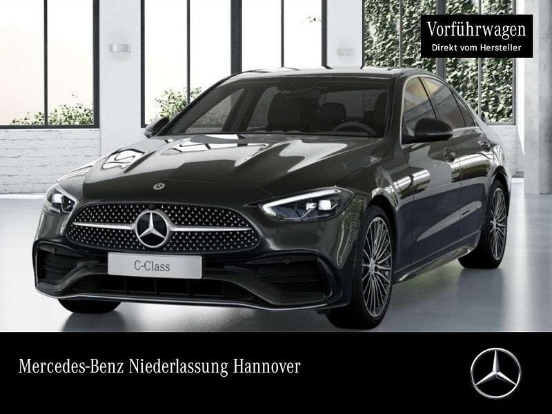 Schwarz Gebraucht 2025 Mercedes C180 AMG Limousine | 44.500 € (Teuer) - Bild 1/4