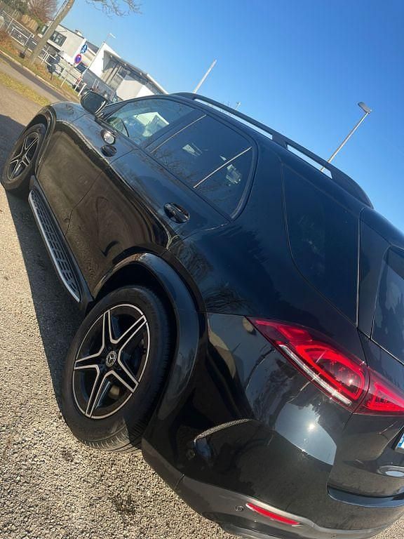 Gebraucht Mercedes GLE300 AMG 245 PS (180 kW) 2019 Schwarz SUV