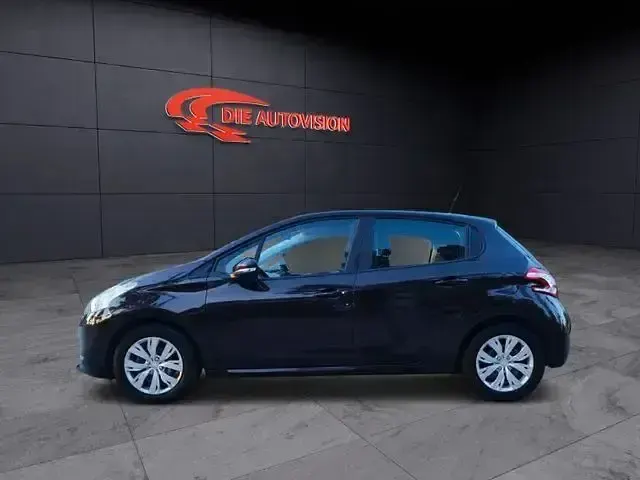 Gebraucht Peugeot 208 82 PS (60 kW) 2013 Braun Kleinwagen