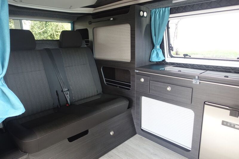 Gebraucht VW T6.1 110 PS (80 kW) 2021 Grau Van