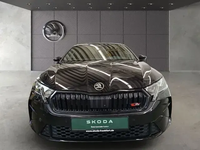 Neu Skoda Octavia RS 265 PS (194 kW) 2026 Schwarz Kombi