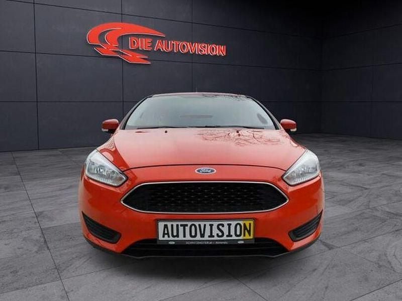 Gebraucht Ford Focus 2016 Rot Limousine