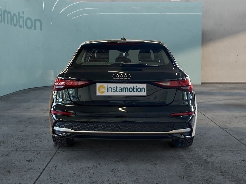 Gebraucht Audi A3 Sportback Advanced 150 PS (110 kW) 2024 Schwarz Kleinwagen