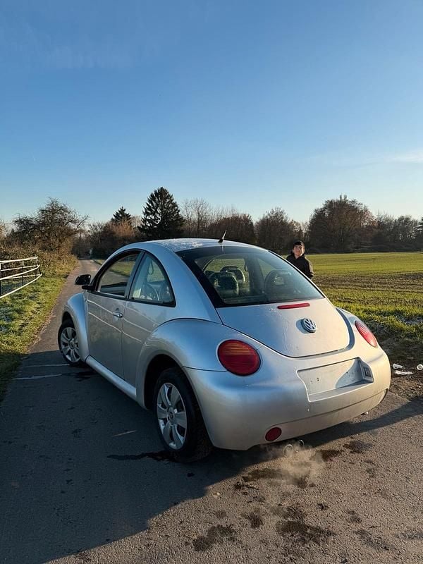 Gebraucht VW New Beetle 116 PS (85 kW) 1999 Silber Kleinwagen