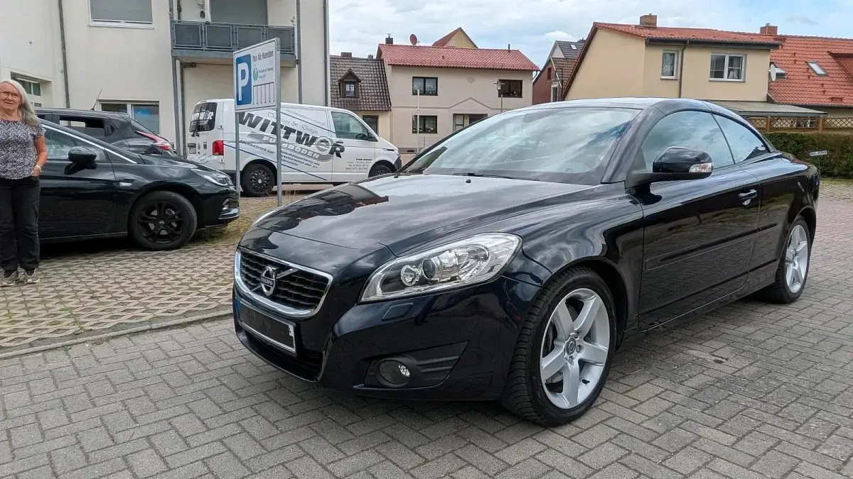 Gebraucht Volvo C70 150 PS (110 kW) 2011 Blau Cabrio