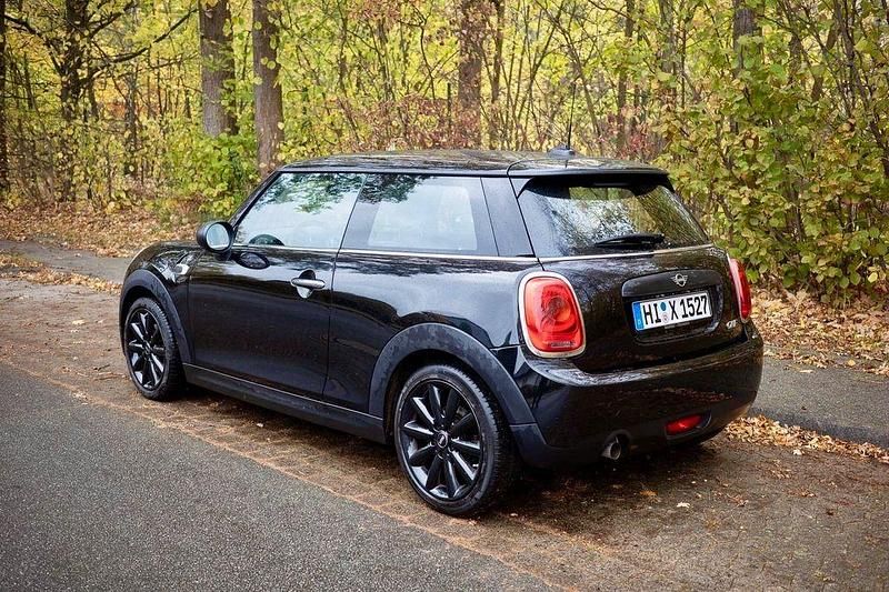 Gebraucht Mini ONE 102 PS (75 kW) 2018 Schwarz Kleinwagen