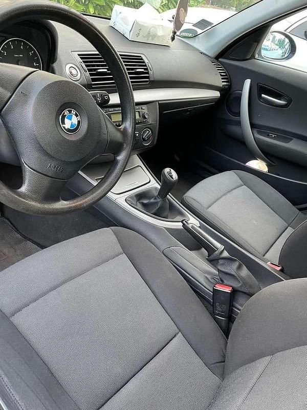 Gebraucht 2006 BMW 116 Kleinwagen | 2.500 € (Fairer Preis) - Bild 1/4