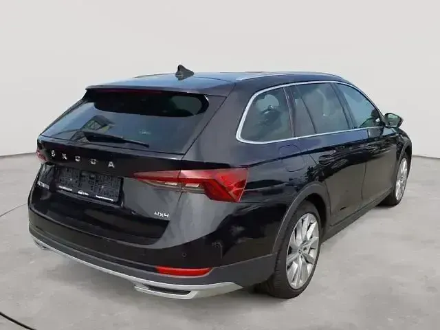 Gebraucht Skoda Octavia 200 PS (147 kW) 2023 Blackmagic perleffekt Kombi
