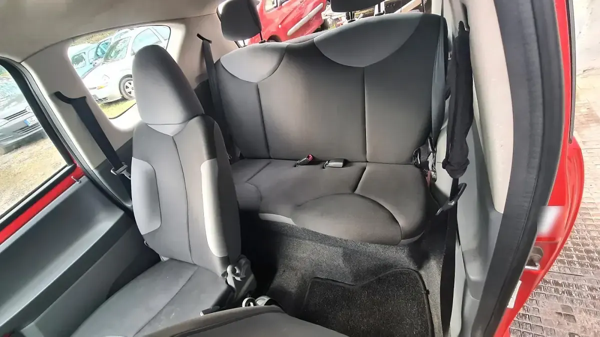 Gebraucht Citroën C1 68 PS (50 kW) 2007 Rot Kleinwagen